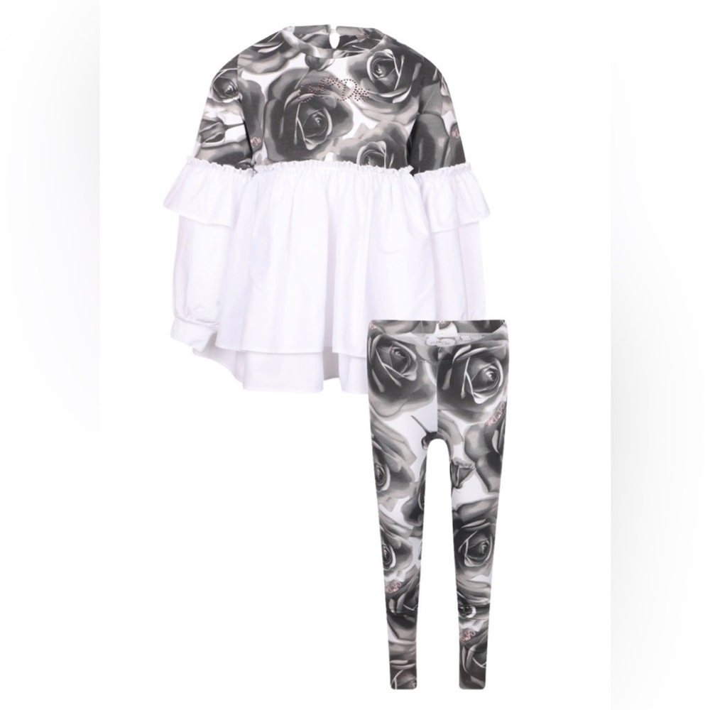 Gorgeous A Dee outfit. New with tags